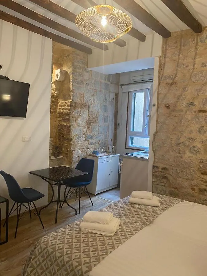 Apartment Palace Wall Residences Split Kroatien